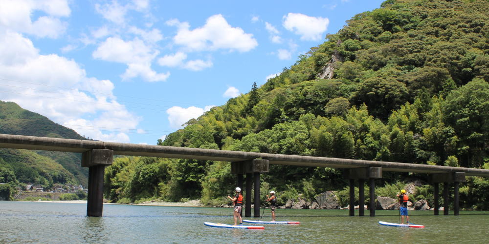 仁淀川sup スタンドアップパドル ツアー 高知仁淀川ラフティング カヌー リバークルーズ